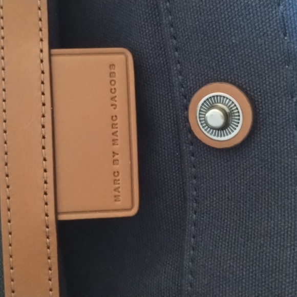 Purse - Picture 3 of 4